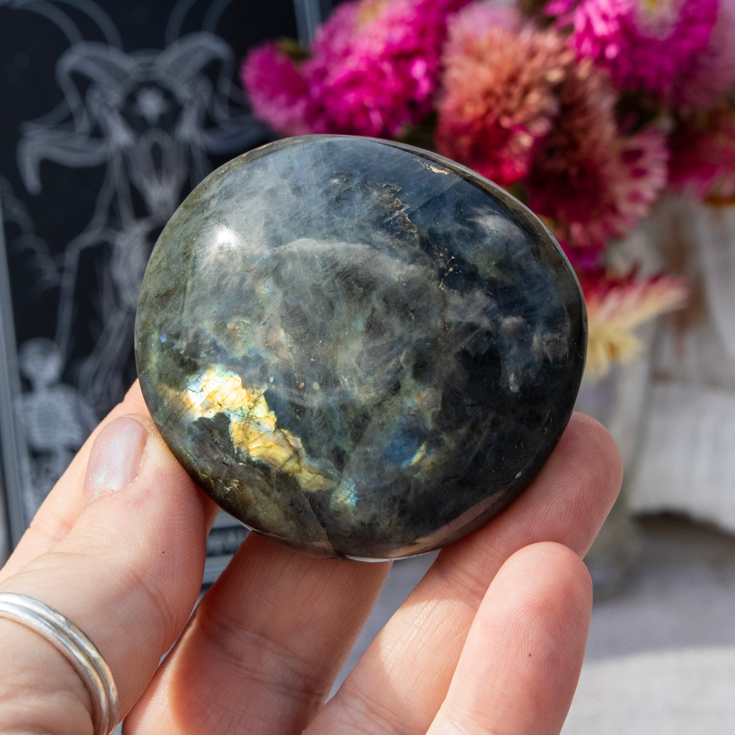 Labradorite Palmstone