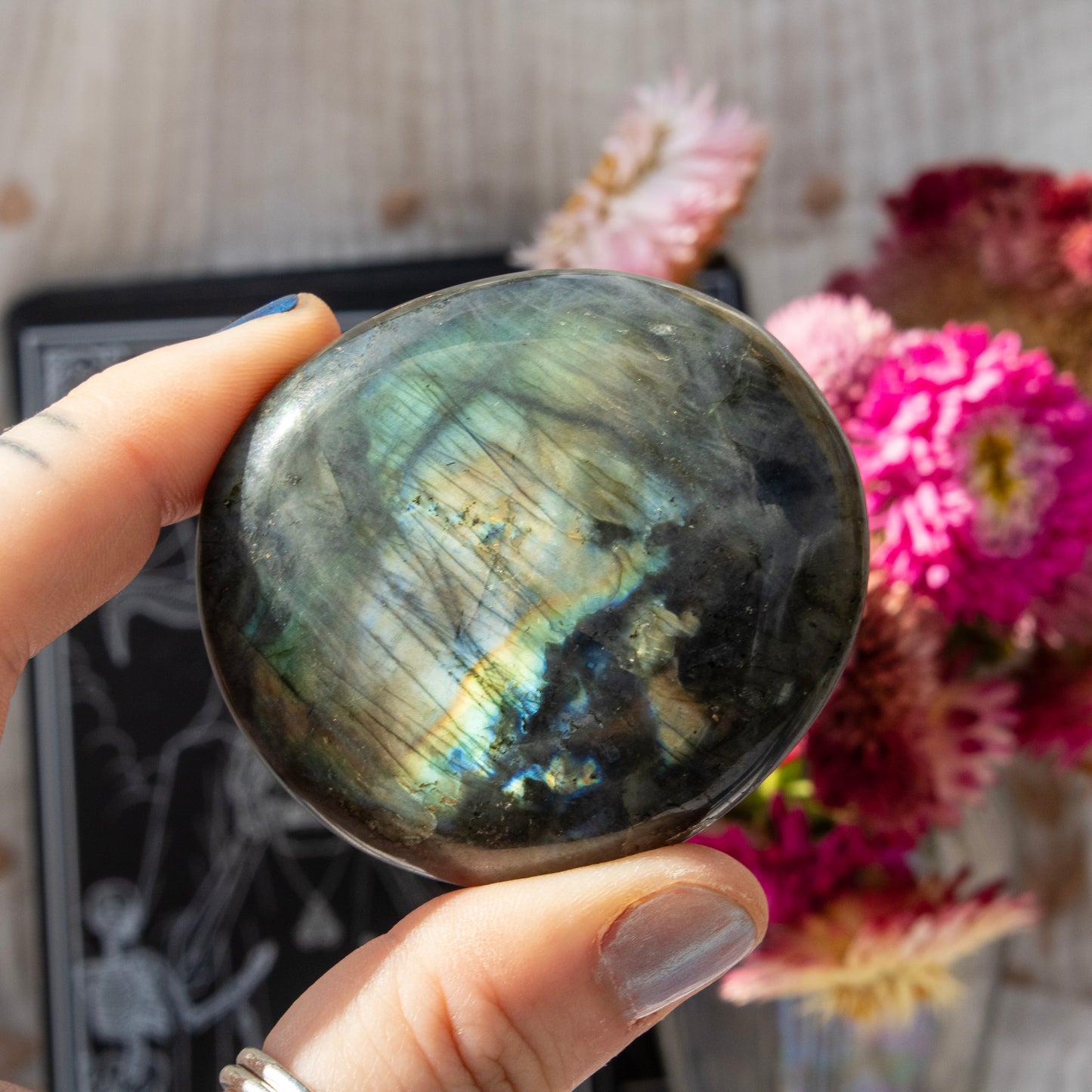 Labradorite Palmstone