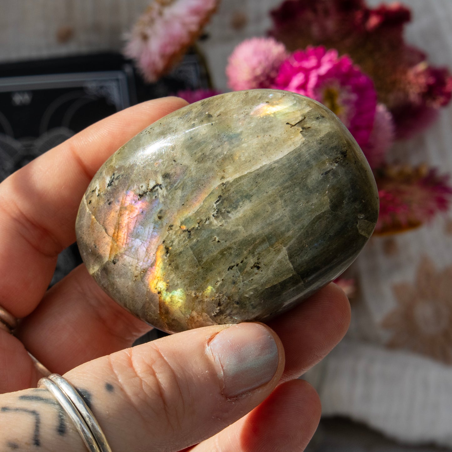 Labradorite Palmstone