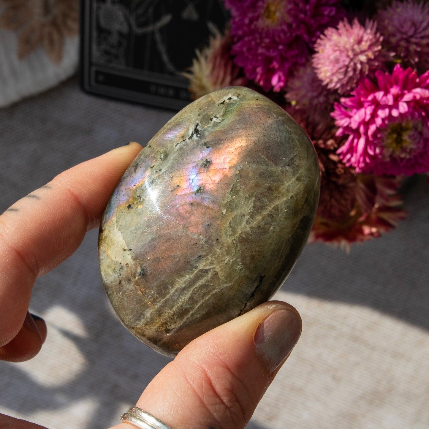 Labradorite Palmstone