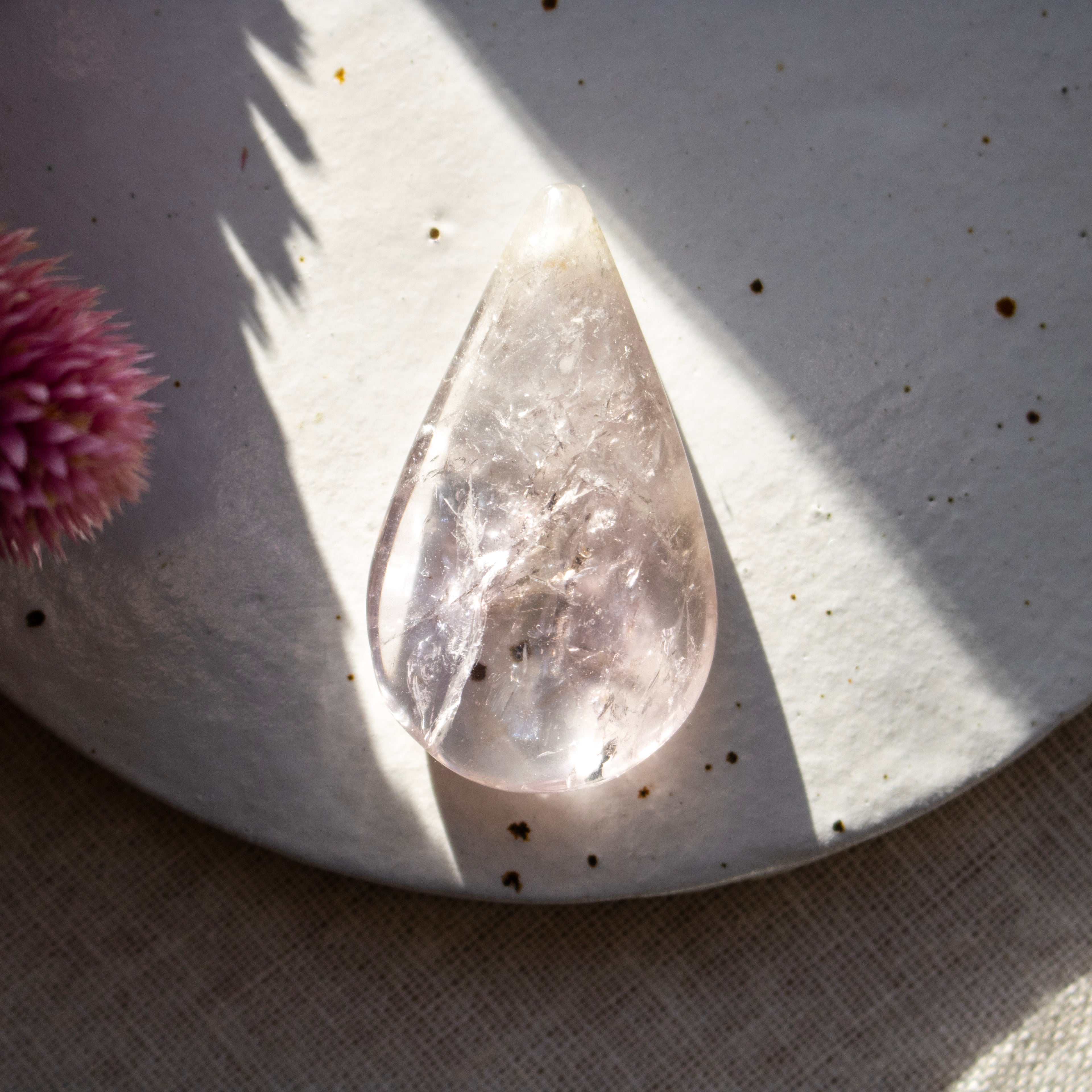 Phantom Amethyst with Powellite - UV Reactive