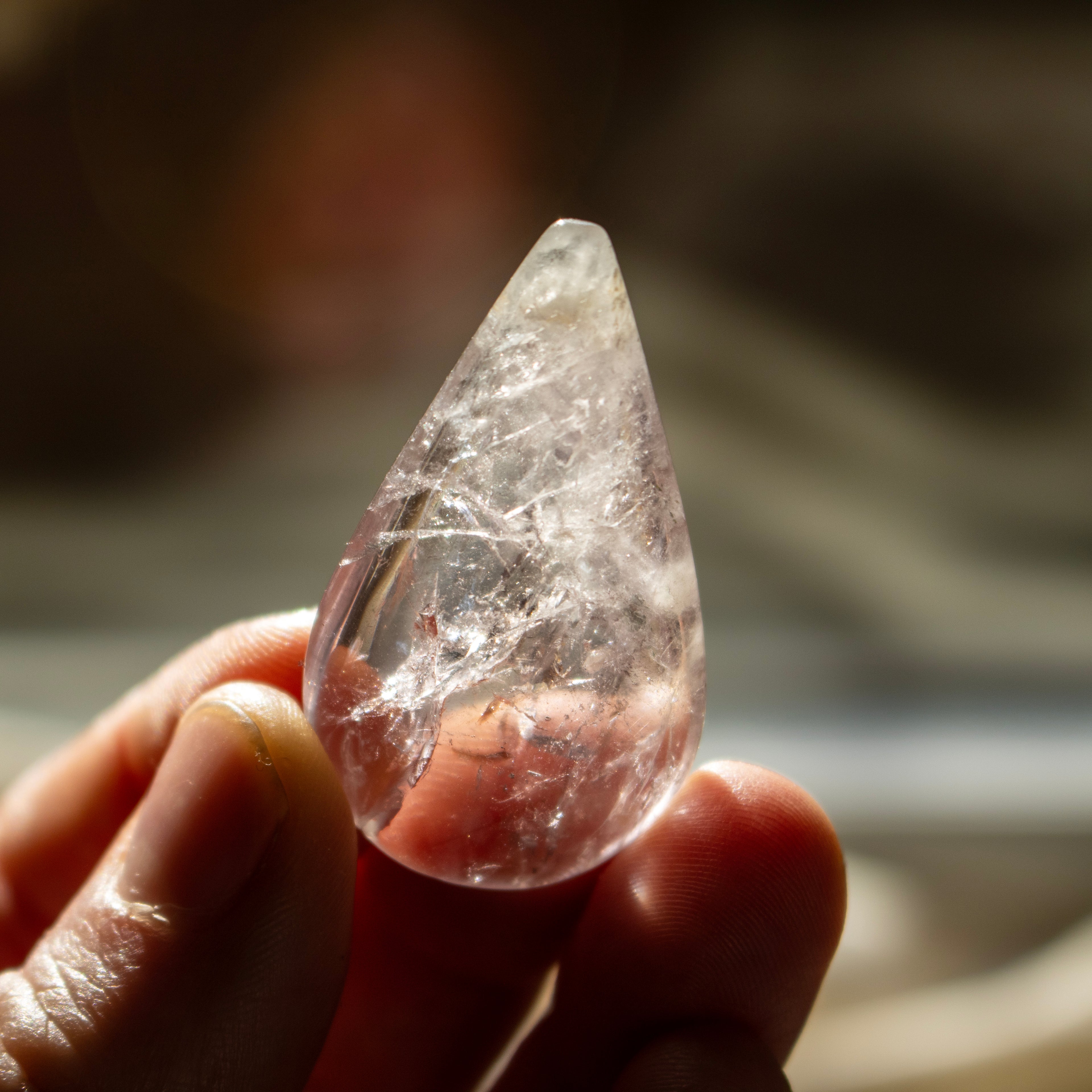 Phantom Amethyst with Powellite - UV Reactive