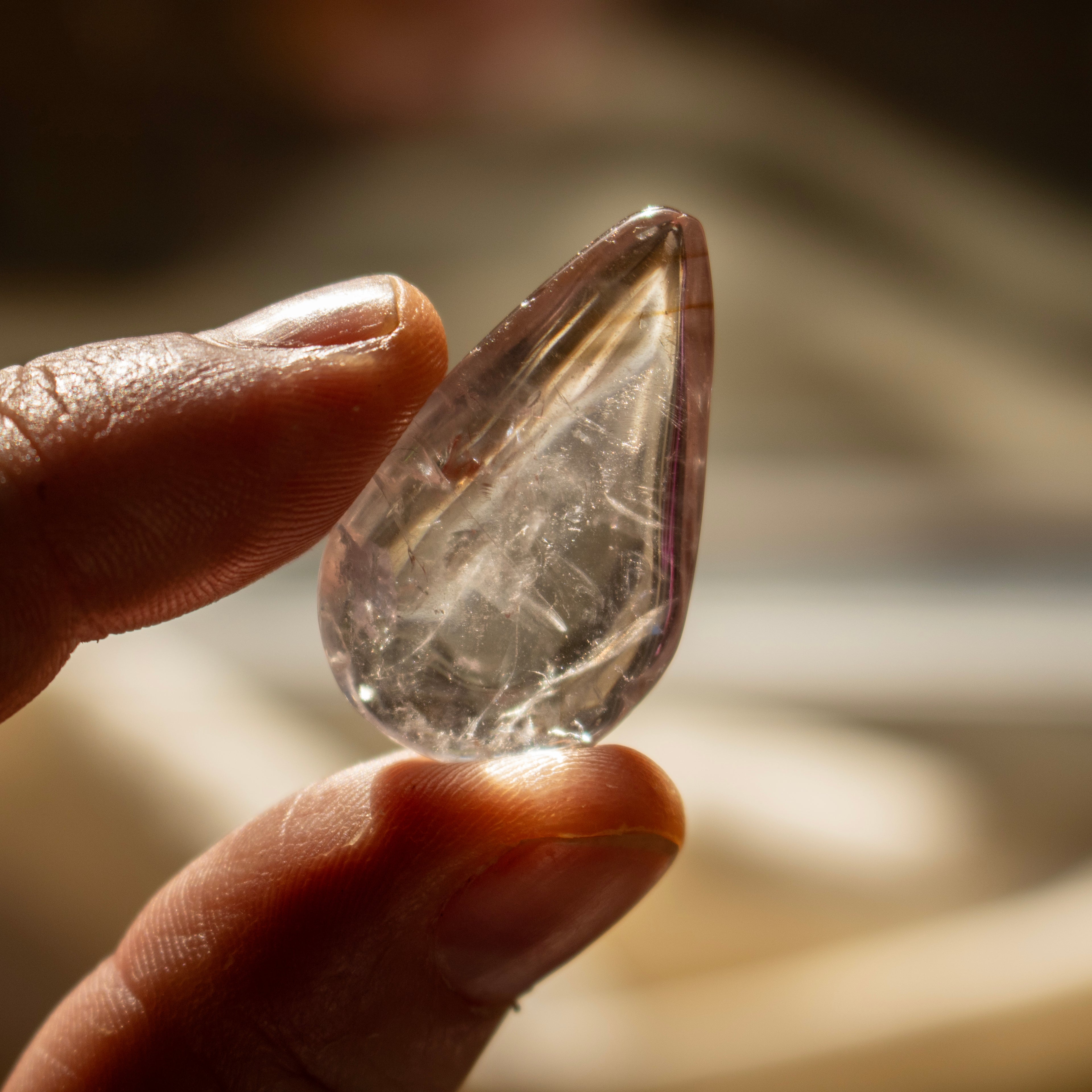 Phantom Amethyst with Powellite - UV Reactive