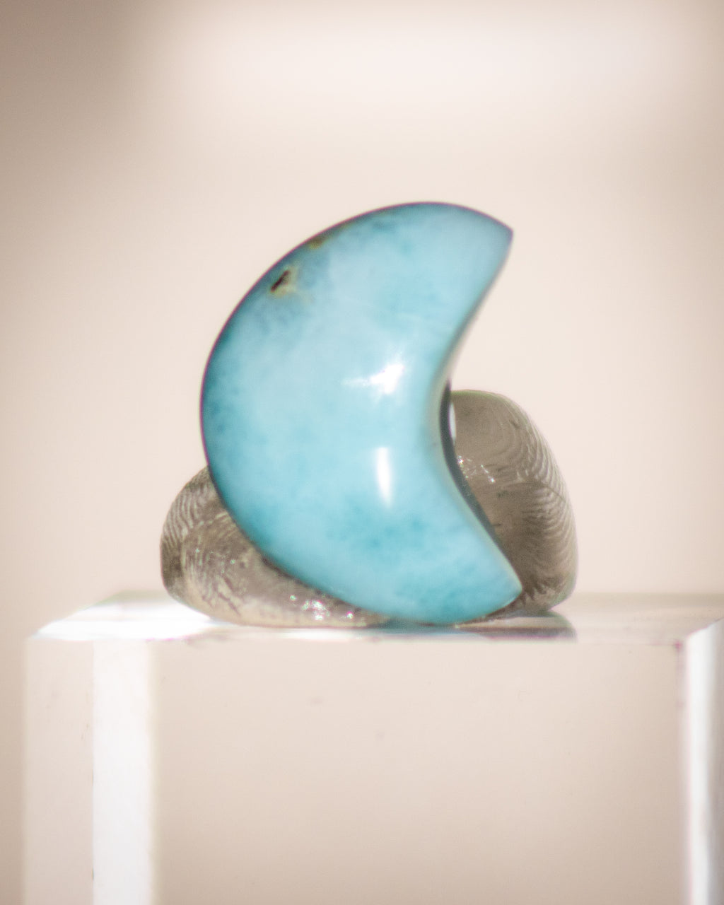 Larimar Moon
