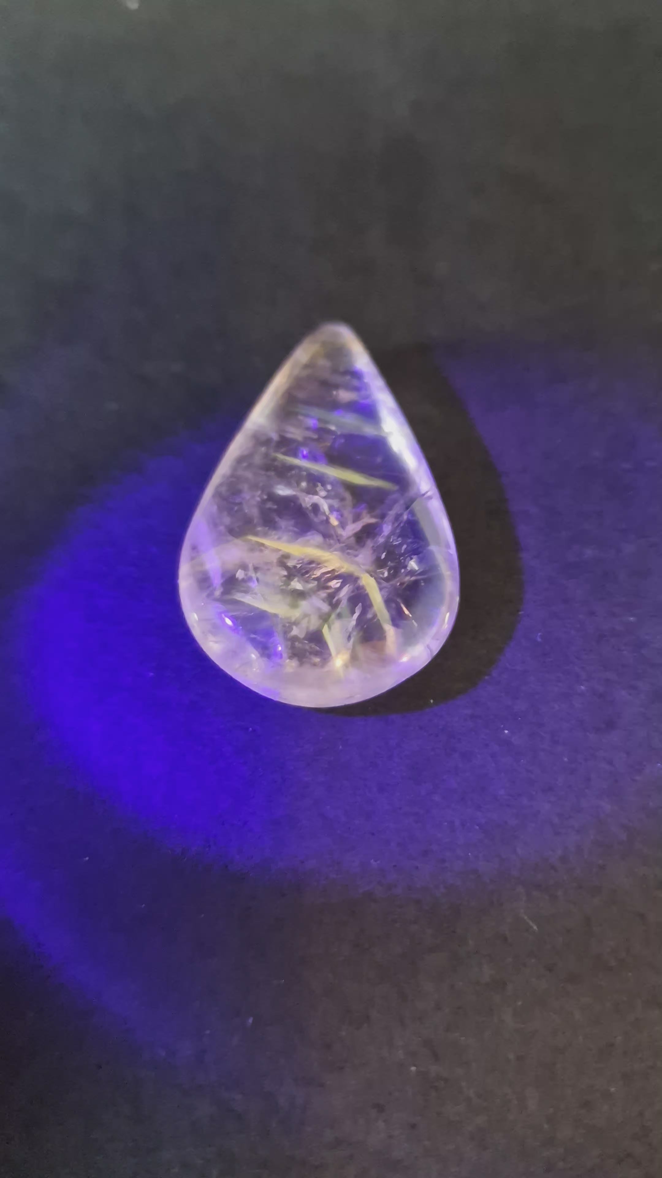 Phantom Amethyst with Powellite - UV Reactive